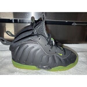 Nike Little Posite One Shoes Toddler Size 8C Black Volt Foamposite HF0975-001